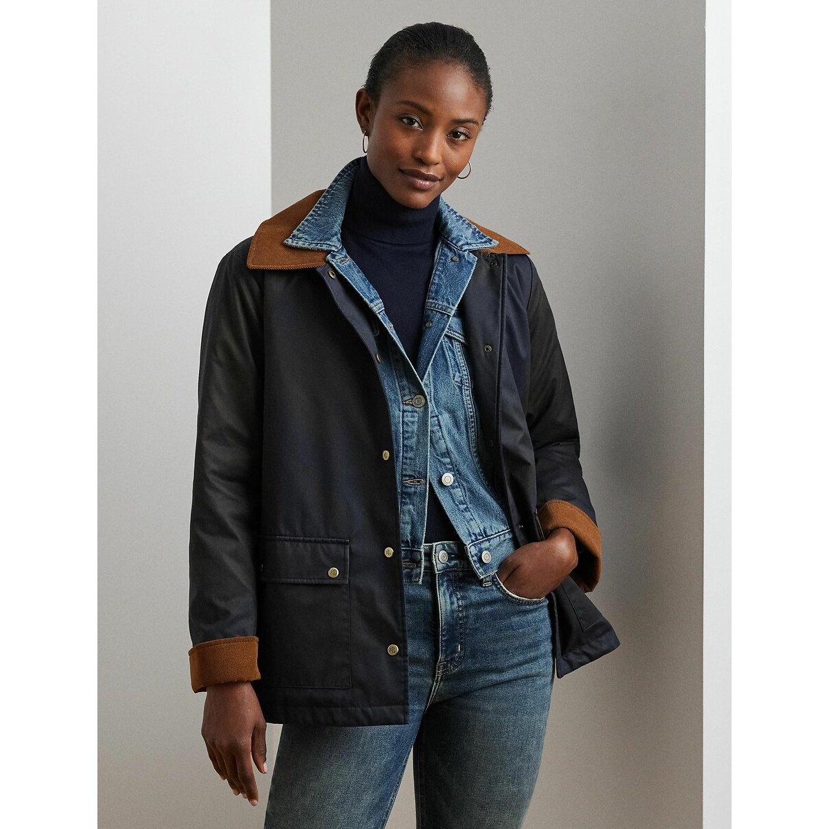 Rain Jacket with Press Studs and Large Collar