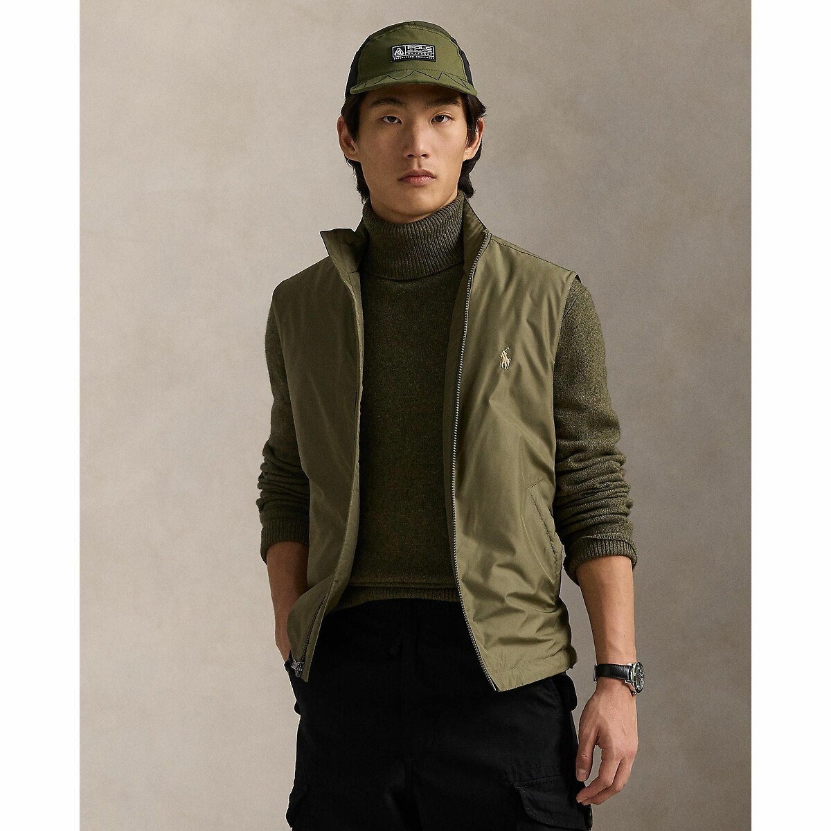 Lightweight Sleeveless Jacket