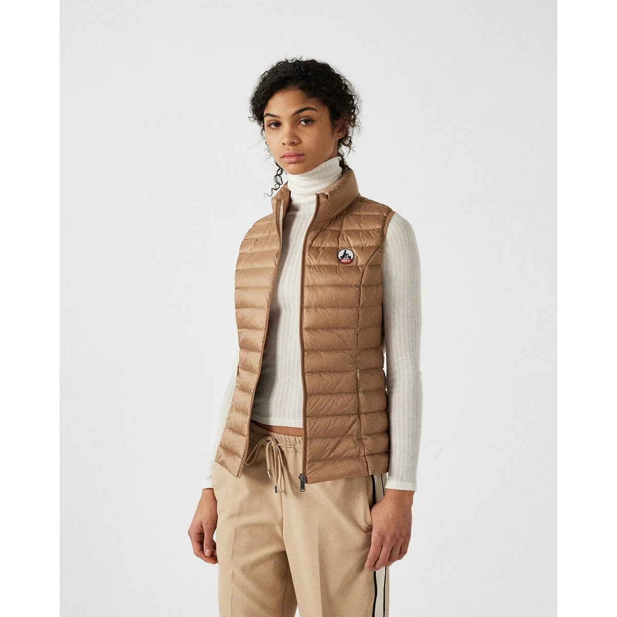 Seda Lightweight Padded Gilet with Zip Fastening