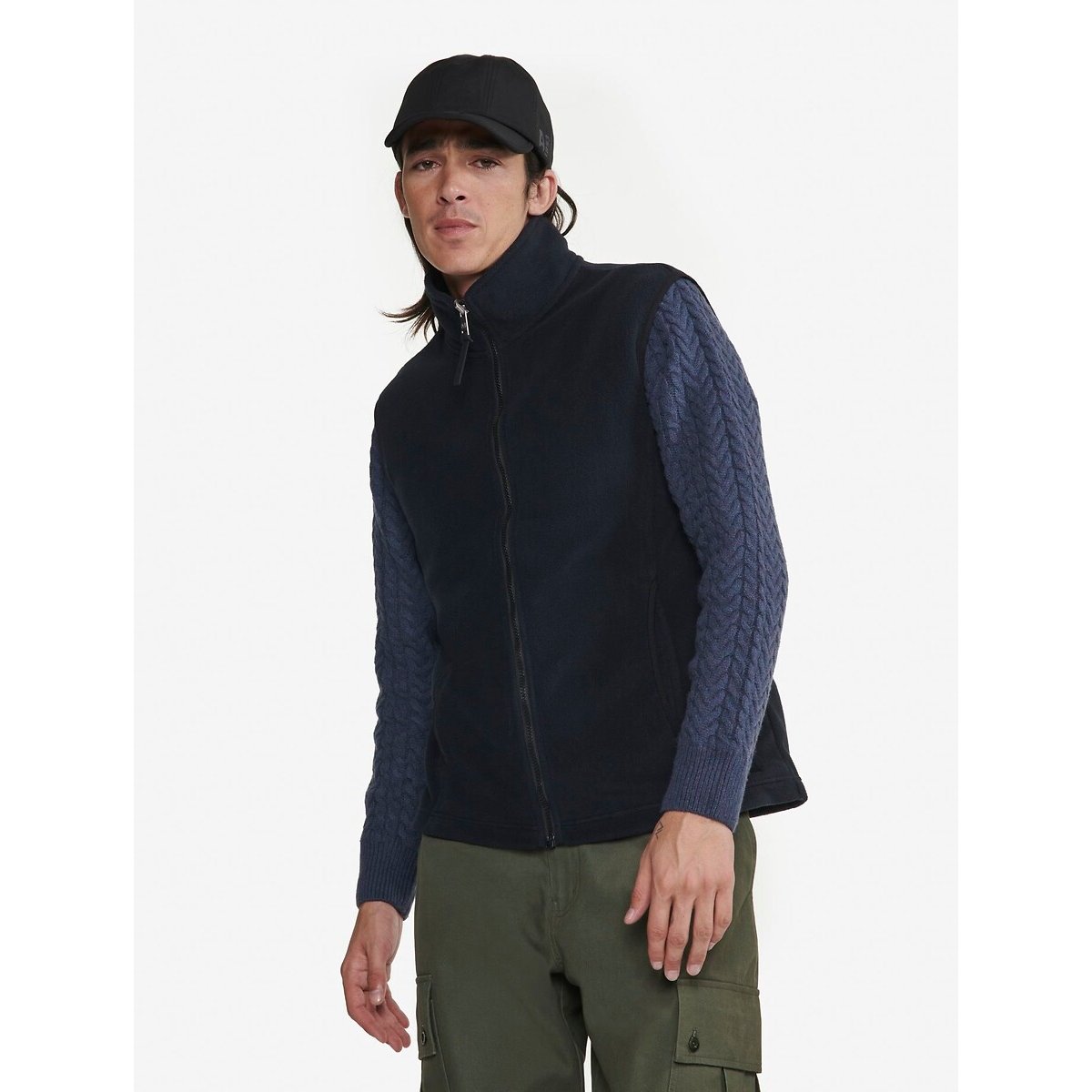 Sleeveless Zip-Up Fleece Jacket