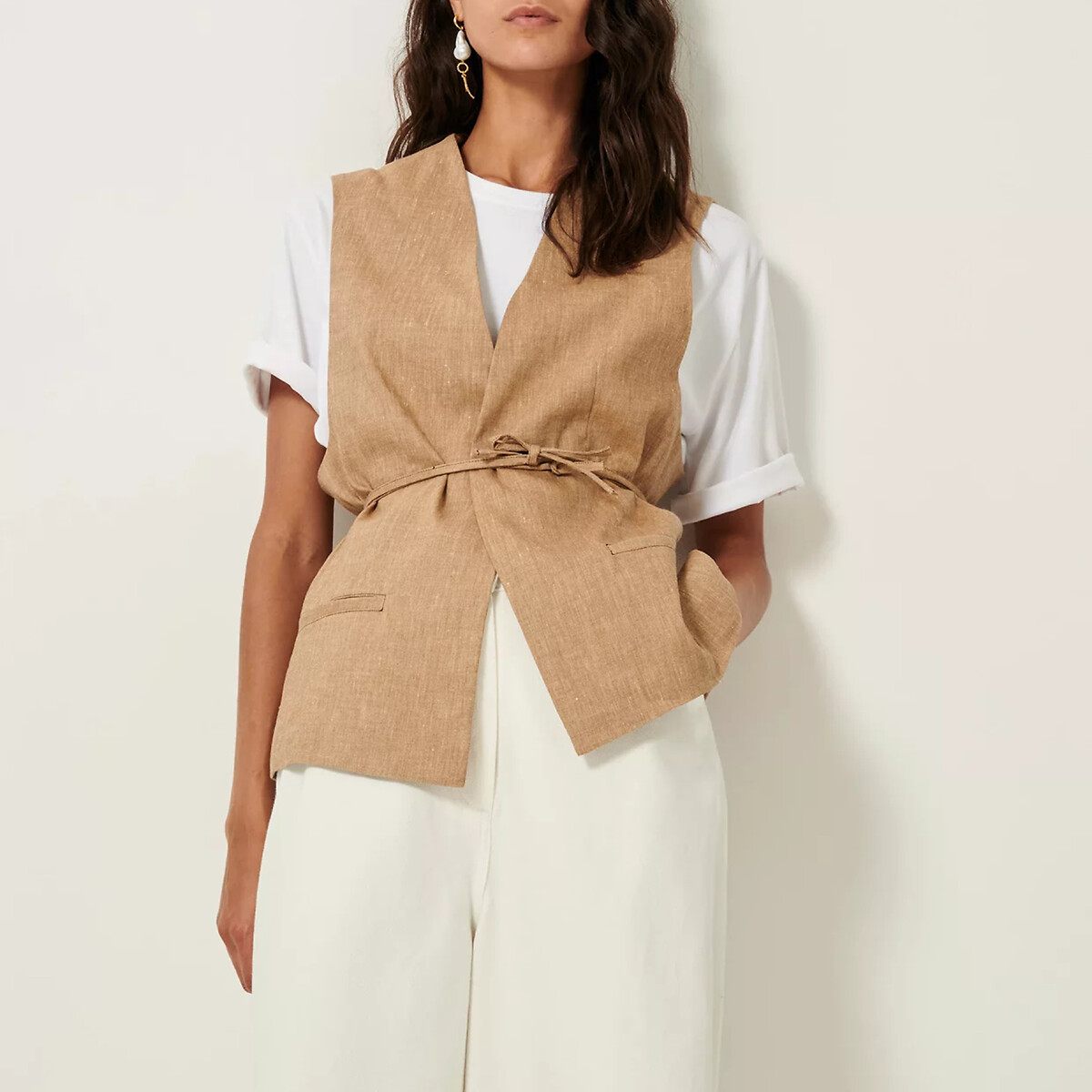 Sleeveless Jacket in Linen Blend, Marcello