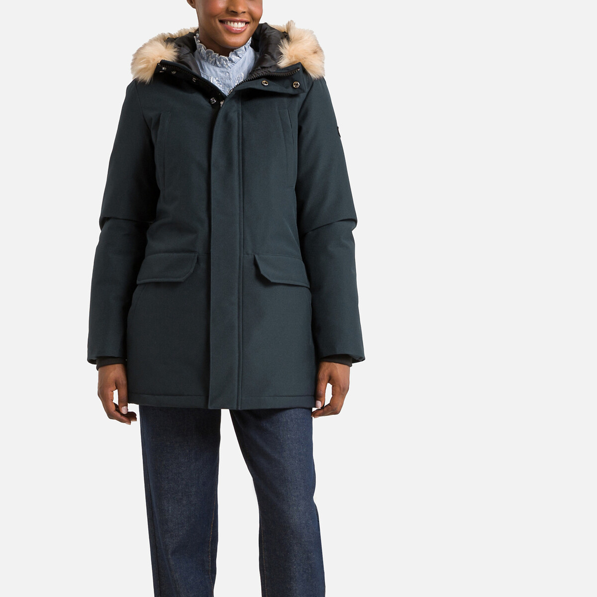 Nelly W Parka